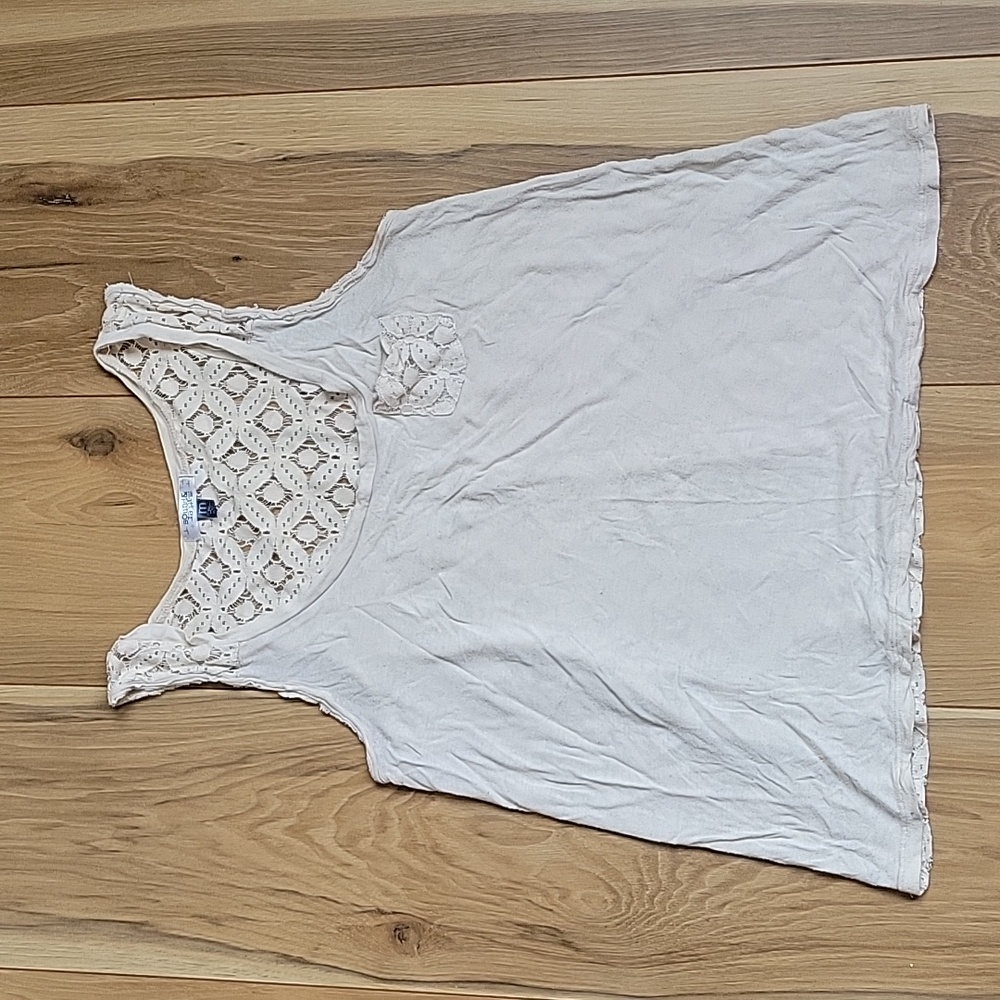 Sound & Matter Juniors size M Cream Lace Tank Top